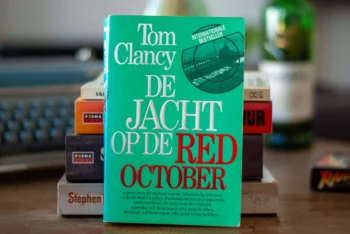 De Jacht op de Red October book by Tom Clancy