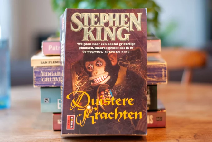 Duistere Krachten book by Stephen King