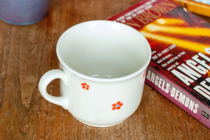 Flower-patterned Eschenbach Tea Cup
