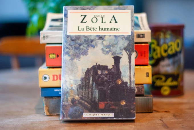 La Bête humaine book by Émile Zola