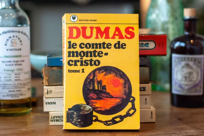 Le Comte de Monte-Cristo Tome 1 book by Alexandre Dumas