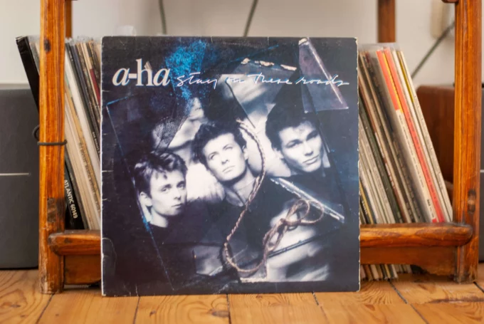 LP Stay On These Roads by a-ha